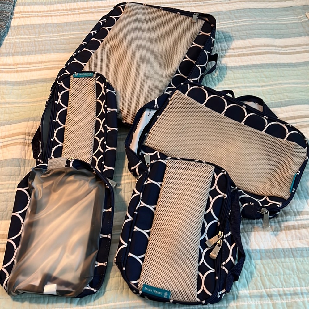 Set of 5 packing cubes NEW